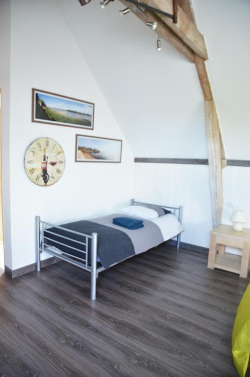 Bed and Breakfast La Petite Ferme Mazé Habitación foto